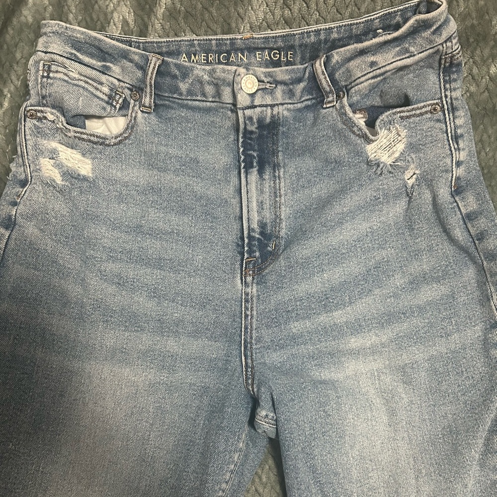 American Eagle Mom jeans